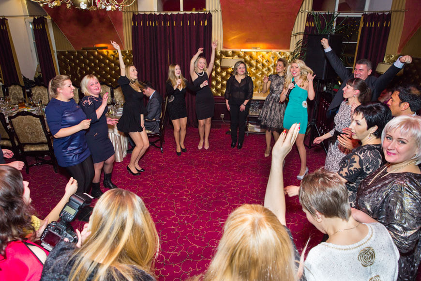 ведущая на мероприятие